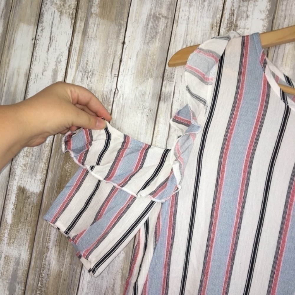 Andree Vertical Striped Cold Shoulder Blouse - Picture 2 of 5